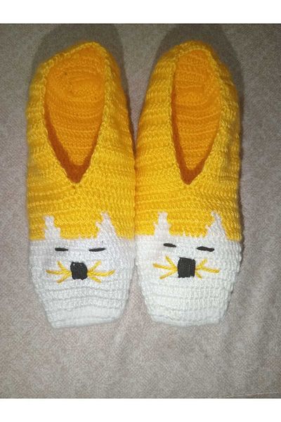 TülaysHandCraft Yellow Hand Knitted Booties with Cat