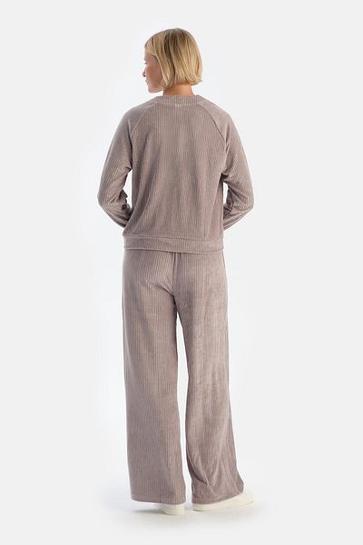 Dagi Hellfliederfarbene Samthose - Relaxed Fit