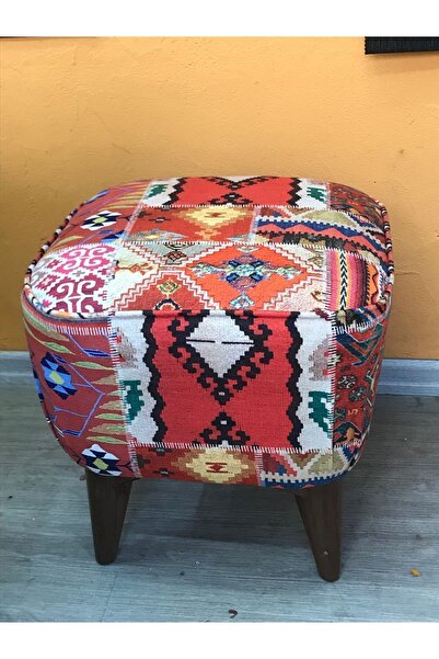 Lütfiye Gündoğan Puf yükseklik 40cm en 40cm boy 40cm