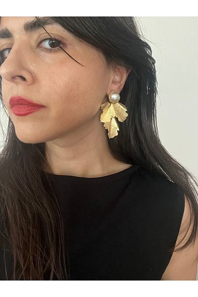 Hoop jewelery Dangle Pearl Design Earrings