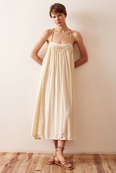 Never more Strappy loose Dress - lace Detailed