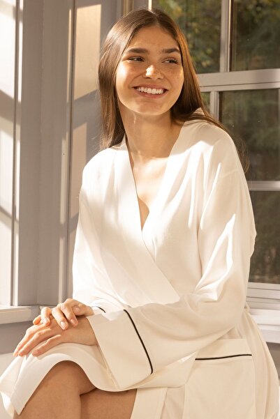 Penelope 100% Viscose Dressing Gown Ecru - Cool White Series