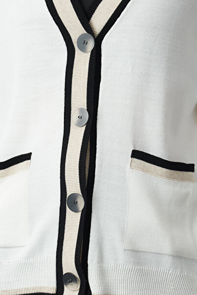 Trendyol Collection Ecru Block Patterned Knitwear Cardigan - TWOAW25HI00041