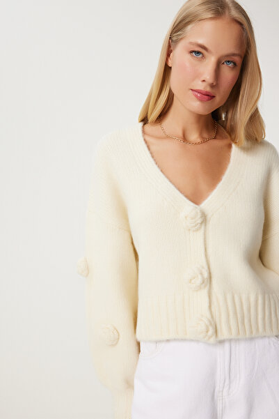 Happiness İstanbul Γυναικεία πλεκτά ζακέτα σε κρεμ χρώμα Pompom με μοτίβο λουλουδιών - Pf00078