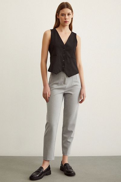 Never more Pantaloni skinny din stofa gri