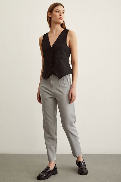 Never more Pantaloni skinny din stofa gri