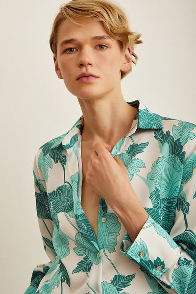 Never more V-Neck Satin Shirt