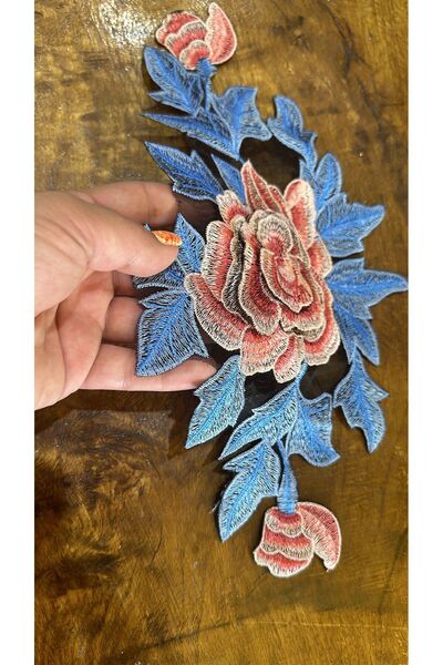 Gönülden Tasarım MAVİ PEMBE NAKIŞ İŞLEME KABARTMA ÇİÇEKLİ ARMA DİKİŞ APLİKE 3...