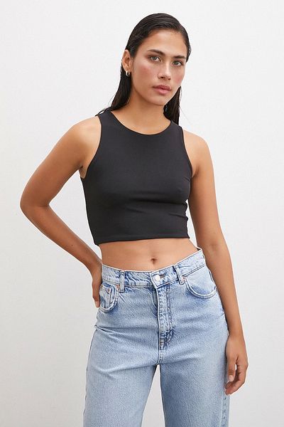 Never more Black Basic Crop Top