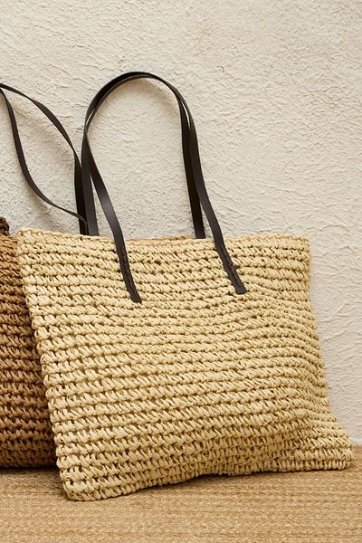 Manuka Beigefarbene Strohhandtasche mit Riemen