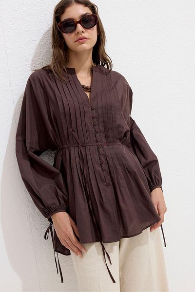 Manuka Braune Voile-Tunika – geripptes Detail