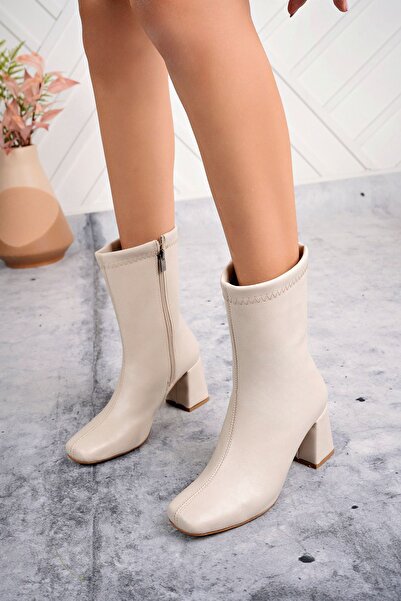 camaiore Kadın Bej Deri Küt Burun Orta Boy Topuklu Bot