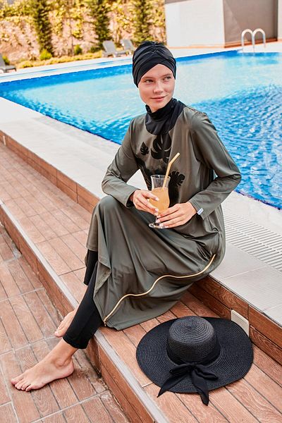 Marina Black Wide Straw Hat with Bow 1423218