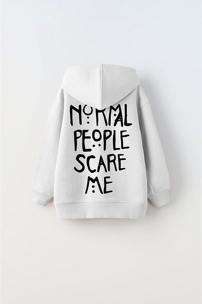 The Champ Clothing Бял унисекс детски суичър с качулка с качулка от полар Inside Normal People Scare Me Printed