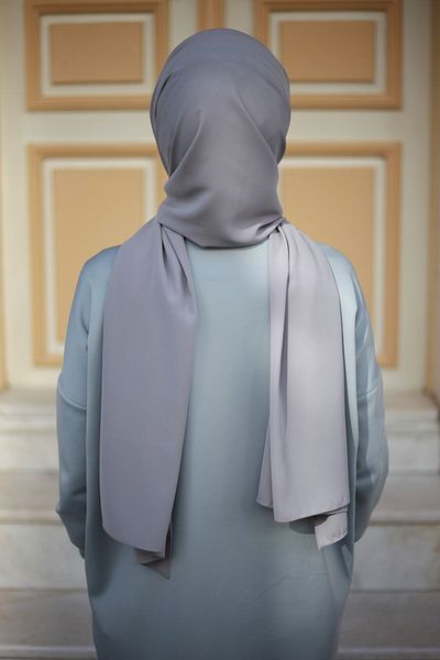 Mode Scarf Hijab Medina Silk Silver Grey Shall