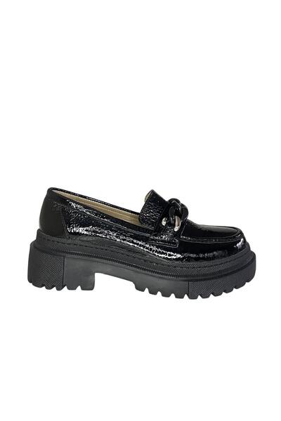 Platin Siyah Rugan Kadın Toka Detaylı Günlük Ayakkabı