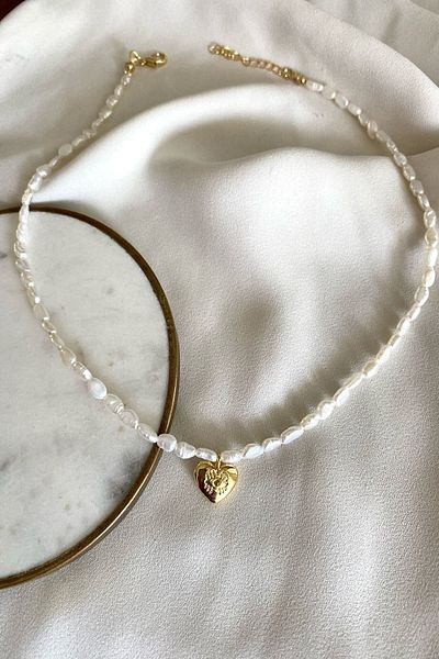 gaila design Natural Barley Pearl Heart Necklace