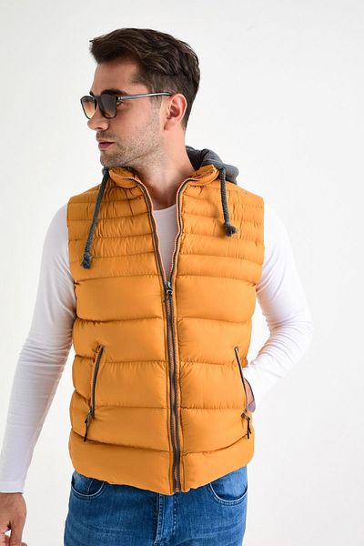 DYNAMO Men's Saffron Detachable Hooded Puffer Vest