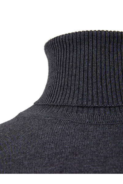 Ltb Антрацитовий кожух з коміром-стійкою