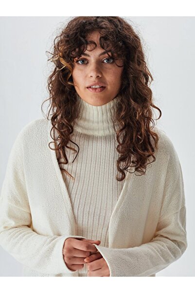 Ltb Long Sleeve White Cardigan