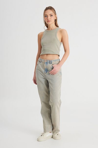 WRANGLER Regular Fit Regular Cut High Waist Straight Leg 100% Cotton Wild West Stone Color Jean Jeans