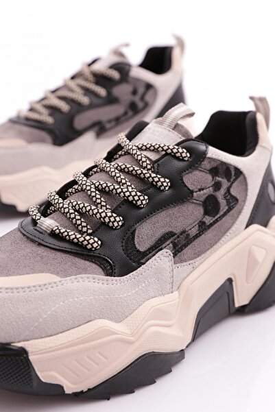 DGN 65100 Model Ice Black Leopard Patterned Women's Sneakers - Lace-up and Thick Sole