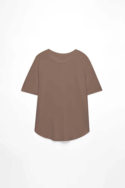 Mathilda Store تي شيرت أساسي