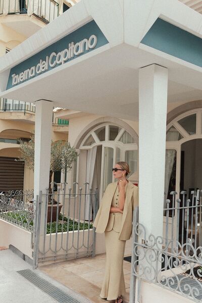 Mathilda Store Set de vestă, fustă și jachetă Luciano pentru femei, verde guler rotund jumătate pernițe pentru umeri talie înaltă