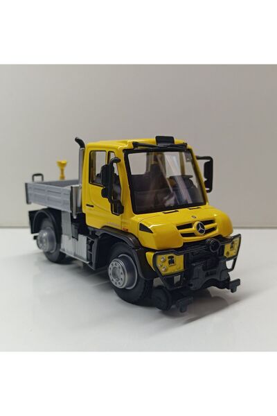 Maisto unimog MERCEDES-BENZ kasalı model