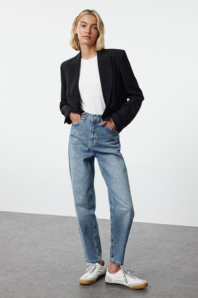 Trendyol Collection Blugi Mom Blue cu talie înaltă - TWOAW25JE00131