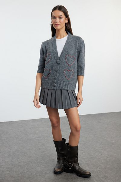 Trendyol Collection Vlněný pletený kardigan s vyšívaným kamenem - TWOAW25HI00217