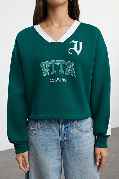 Trendyol Collection Smaragdově zelená oversize Crop mikina – tlustá pletená TWOAW25SW00078