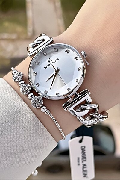 Daniel Klein Gümüş Renk Hediye Paketli Kadın Kol Saati ve Bileklik