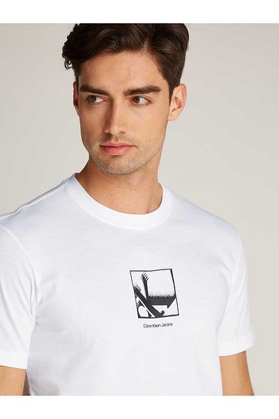 Calvin Klein Men's White Organic Cotton T-Shirt - Short Sleeve with Brand Logo J30J 325687 -Yaf