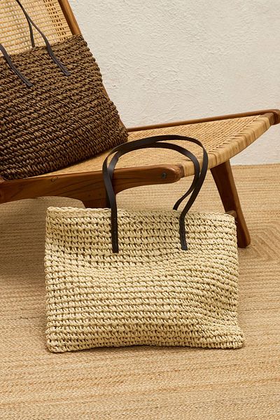 Manuka Beigefarbene Strohhandtasche mit Riemen