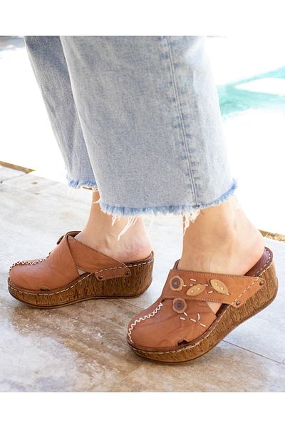 CONSUELO Wedge Heeled Leather Slippers 11420