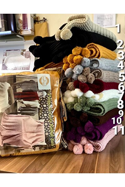 BALADI HOME Knitwear TV-Knee Blanket 130x170 cm - Pompom for Shawl and Sofa