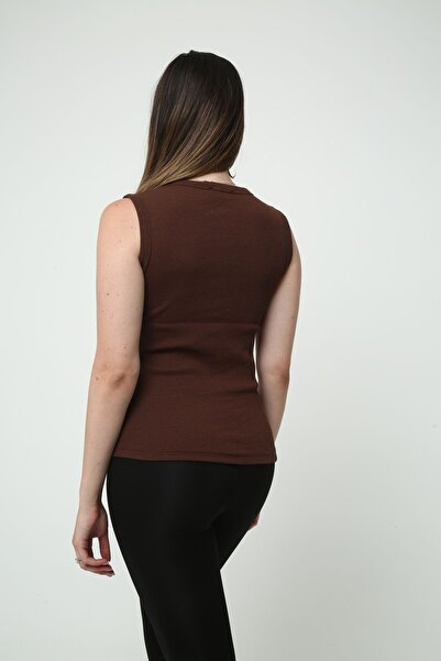 VAN SCHENDEL Brown Corded Crew Neck Women's Athlete - Daily Comfortable Use stylish Top