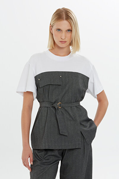 GİZİA Seyyar Kuşaklı Göğüs Üstü Kesikli Yandan Yırtmaçlı Kısa Kollu Beyaz Bluz