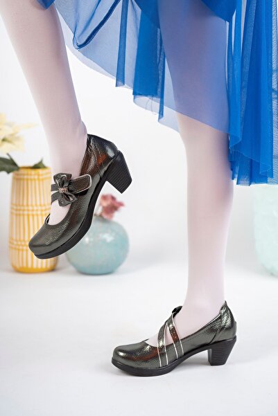 Aymer حذاء بناتي بلاتيني بكعب