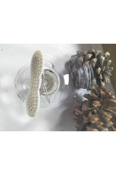 QF Pearl Buckle