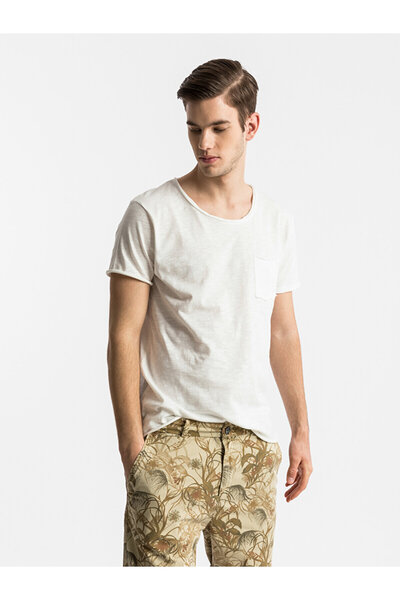 Ltb Wide Collar White T-shirt