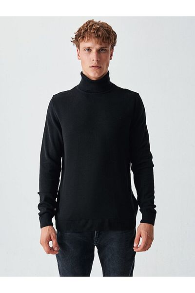 Ltb Pulover negru cu gât roscat