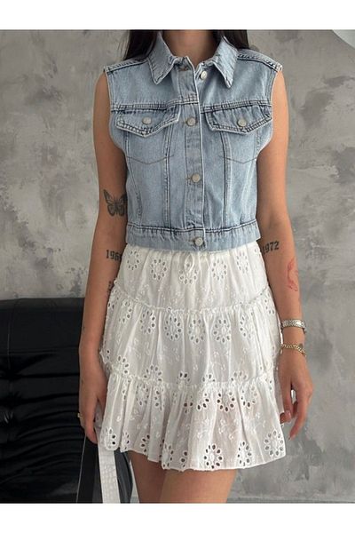 Butik White Lace Mini Skirt