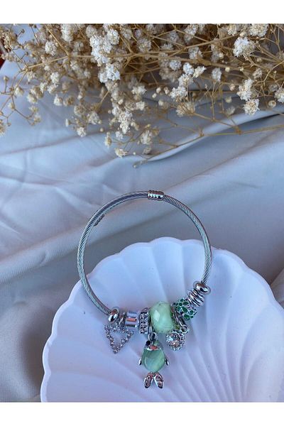 Karen Jewelry Charmed Fish Figured Steel Bracelet