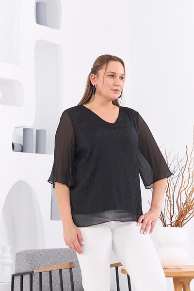RMG Plus Size V-Neck Patterned Black Blouse