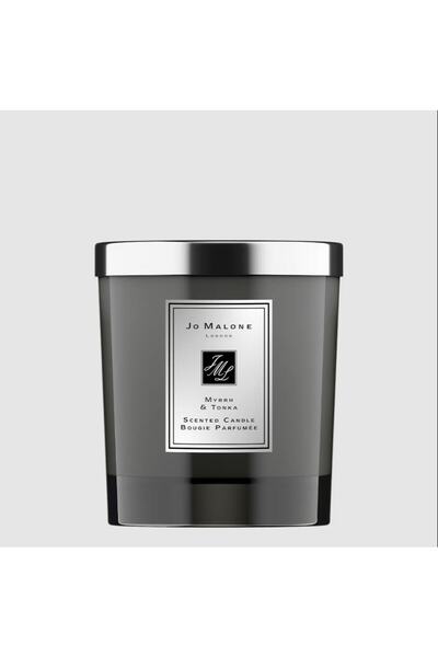 Jo Malone London Mum 200gr İngiltere'de özel bir cam tasarımıyla üretilmiştir.