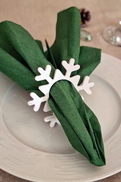 Story Snowflake 6-Piece White Color Acrylic Napkin Ring Napkin Ring