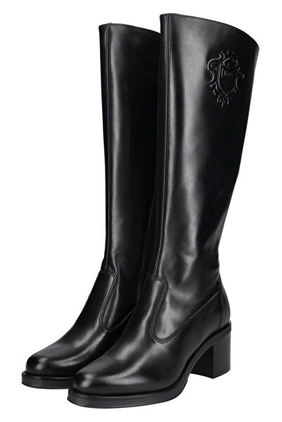 Nero Giardini Obelisk - pohodlný a stylový