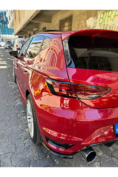 Seat Leon MK3/MK3.5 Parlak Siyah Stop Çerçevesi  KALIN KENAR